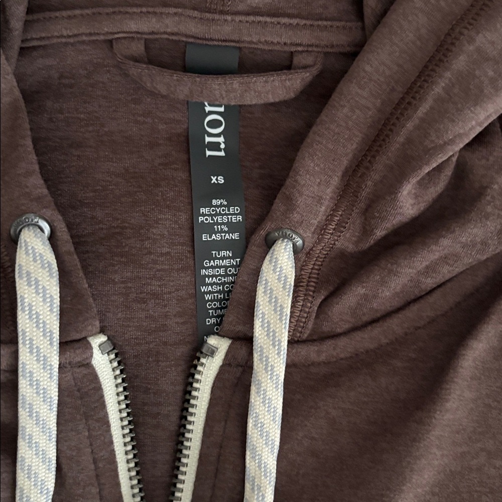 NWT Vuori Halo Performance Hoodie 2.0 - Picture 6 of 10